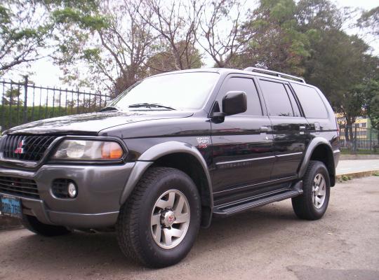 Mitsubishi montero sport 2001